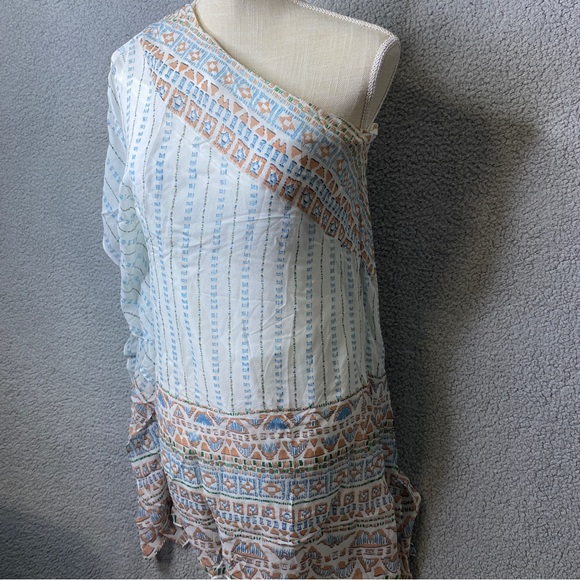 BCBG Haute Couture Alana Maxazria Off One Shoulder Top Womens XXS Blouse Aztec - Picture 5 of 11